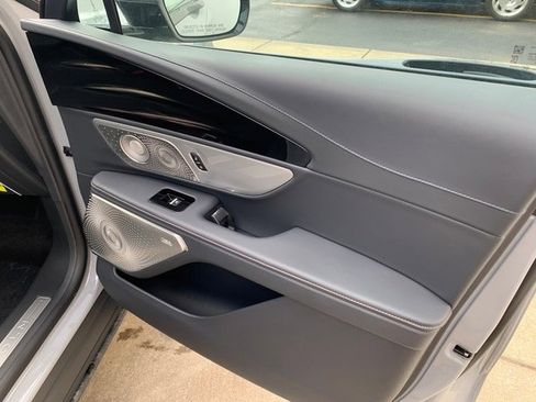 New 2026 Lincoln Nautilus Reserve AWD/4WD image 20