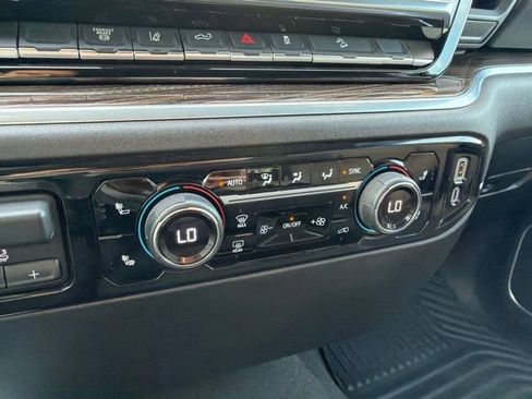 Used 2025 Chevrolet Silverado 2500 LT AWD/4WD image 18