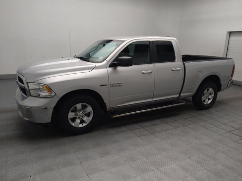 Used 2017 RAM 1500 Classic SLT RWD image 2