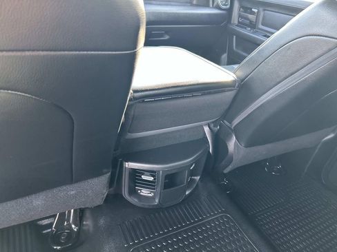 Used 2024 RAM 3500 Tradesman w/ Chrome Appearance Group image 20