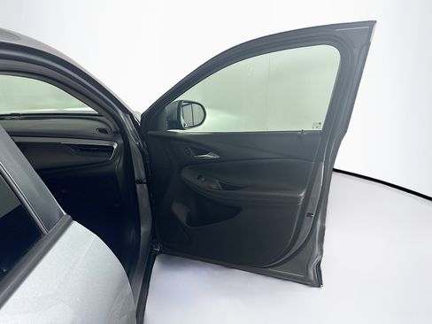 Used 2025 Buick Encore GX Preferred image 33