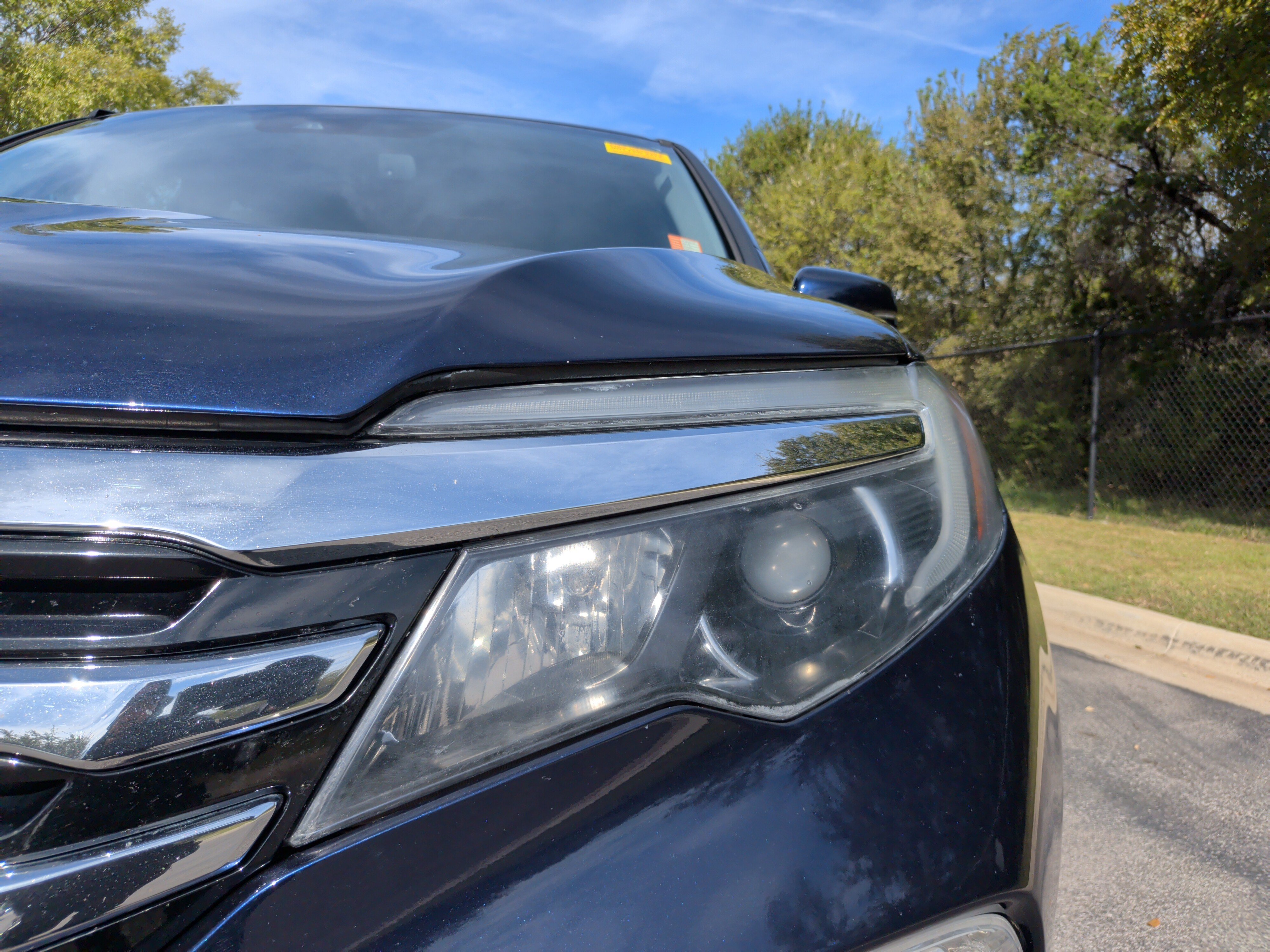 Used 2016 Honda Pilot Touring image 3