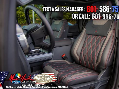 New 2026 Ford F250 Lariat w/ Black Appearance Package image 31