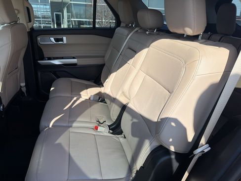 Used 2023 Ford Explorer Limited w/ Equipment Group 301A image 15