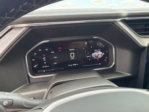 Used 2026 GMC Sierra 1500 Denali w/ Technology Package AWD/4WD image 17