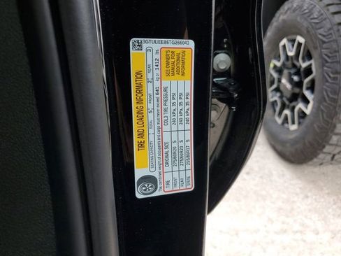 New 2026 GMC Sierra 1500 AT4 w/ AT4 Premium Package image 33