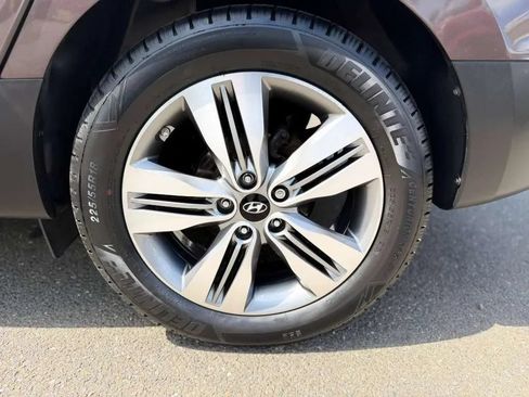 Used 2014 Hyundai Tucson Limited w/ Technology Package 02 FWD image 22