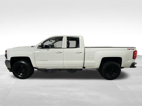 Used 2018 Chevrolet Silverado 1500 LT w/ All Star Edition AWD/4WD image 7