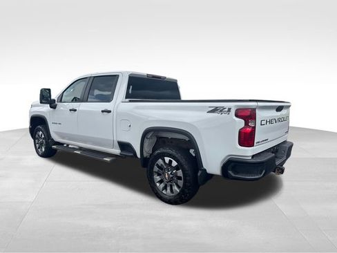 Used 2024 Chevrolet Silverado 2500 Custom w/ Custom Convenience Package AWD/4WD image 3