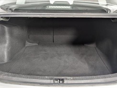 Used 2021 Toyota Corolla LE FWD image 18