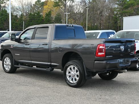 Used 2024 RAM 2500 Laramie w/ Sport Appearance Package image 12