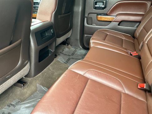 Used 2015 Chevrolet Silverado 3500 High Country w/ Duramax Plus Package image 12