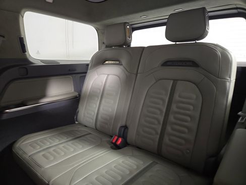 Used 2023 Rivian R1S Adventure AWD/4WD image 22