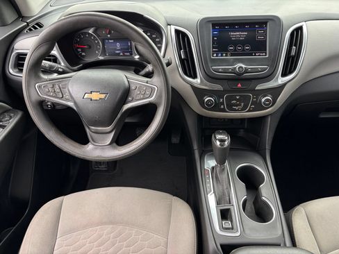 Used 2020 Chevrolet Equinox LT w/ LPO, Cargo Package FWD image 18