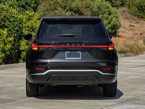 New 2026 Lexus TX 500h AWD image 9