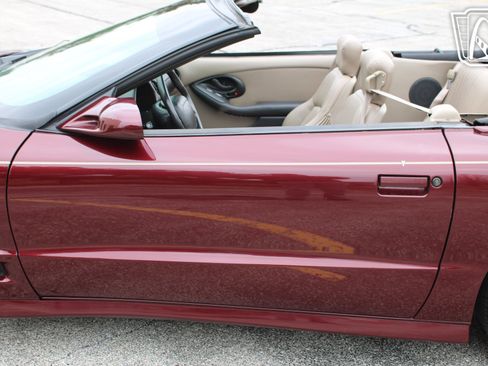 Used 2000 Pontiac Firebird Trans Am RWD image 34