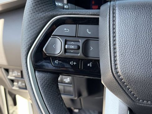 Used 2026 Toyota Tundra Platinum AWD/4WD image 36