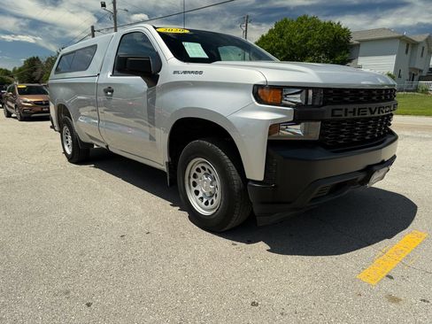 Used 2020 Chevrolet Silverado 1500 W/T w/ WT Convenience Package RWD image 3