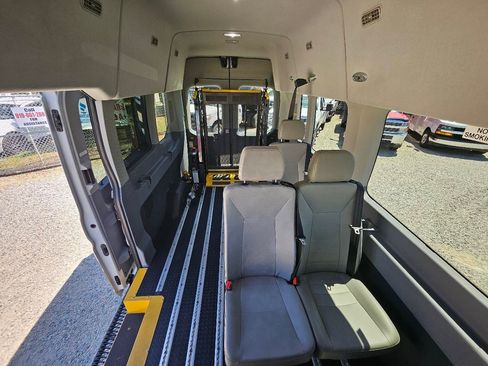 Used 2019 Ford Transit 350 XL RWD image 49