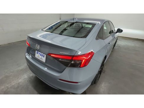 Used 2024 Honda Civic Sport image 8