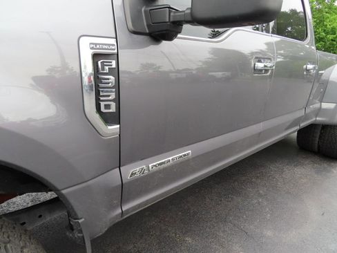 Used 2021 Ford F350 Platinum AWD/4WD image 13
