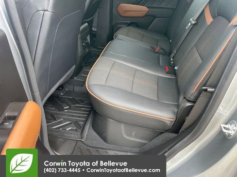 Used 2025 GMC Canyon AT4 AWD/4WD image 23