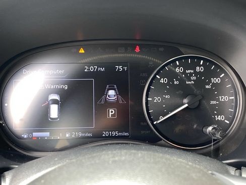Certified 2024 Nissan Kicks SR w/ SR Premium Package FWD image 11