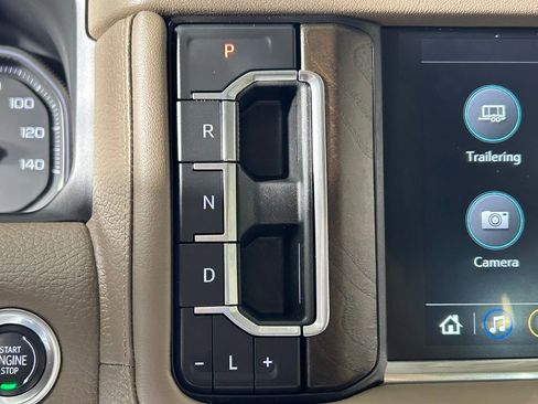 Used 2021 GMC Yukon XL Denali image 26