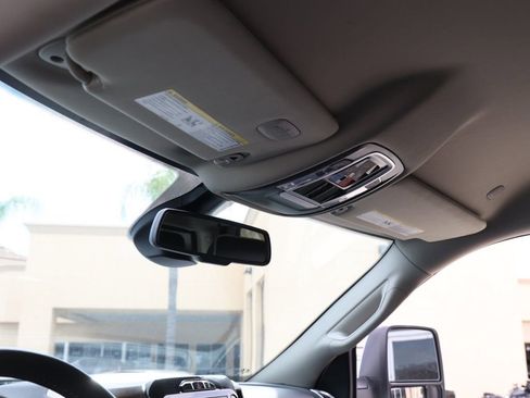 Used 2024 RAM 2500 Laramie image 13