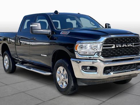 Used 2024 RAM 2500 Big Horn w/ Bed Utility Group image 2