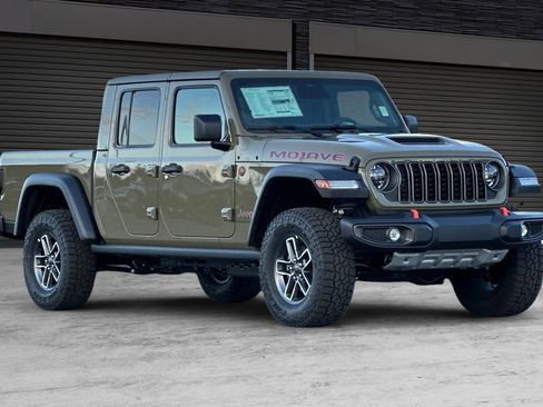 New 2026 Jeep Gladiator Mojave image 2