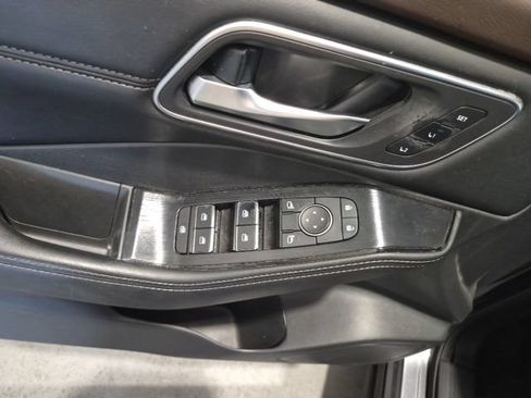 Used 2021 Nissan Rogue SL AWD/4WD image 11