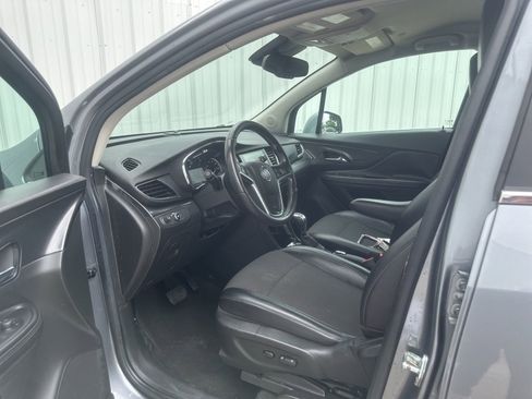 Used 2019 Buick Encore Preferred image 10