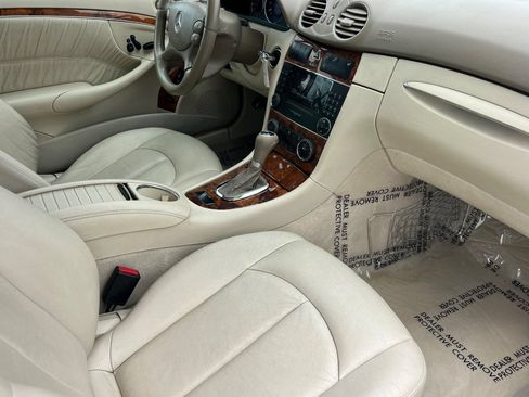Used 2007 Mercedes-Benz CLK 350 Cabriolet image 17