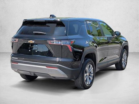 New 2026 Chevrolet Equinox LT FWD image 2