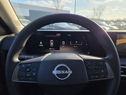 Used 2026 Nissan Sentra SV w/ Floor Mat Package image 29