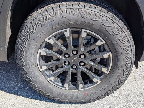 New 2026 Chevrolet Traverse Z71 image 7