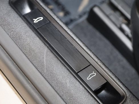 Used 2020 Porsche 911 Carrera S image 42