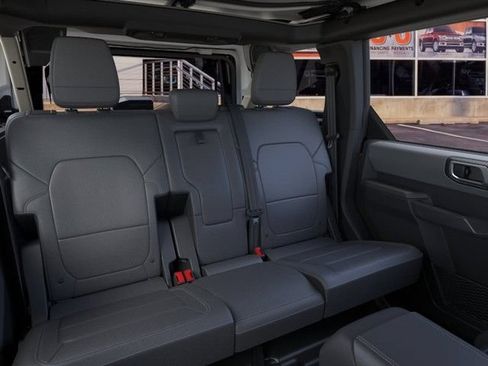 New 2026 Ford Bronco Big Bend w/ Black Diamond Package AWD/4WD image 11
