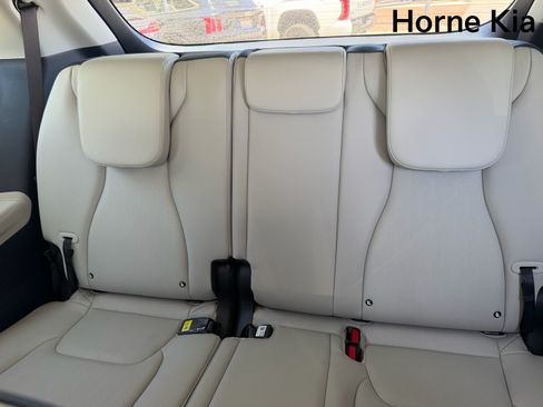 New 2026 Kia Carnival EX FWD image 21