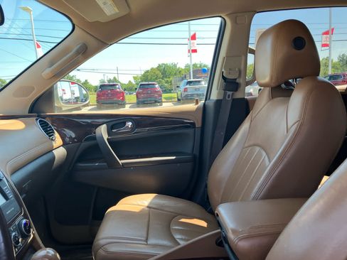 Used 2013 Buick Enclave Leather w/ Trailering Provision Package FWD image 8