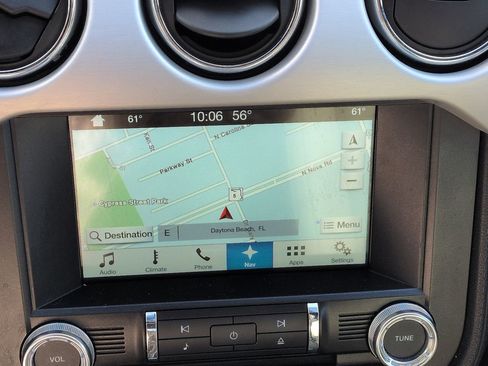 Used 2016 Ford Mustang Premium image 18