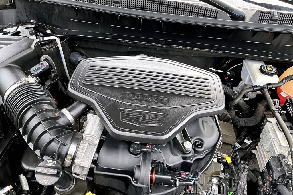 Used 2024 Cadillac XT6 Premium Luxury FWD image 32
