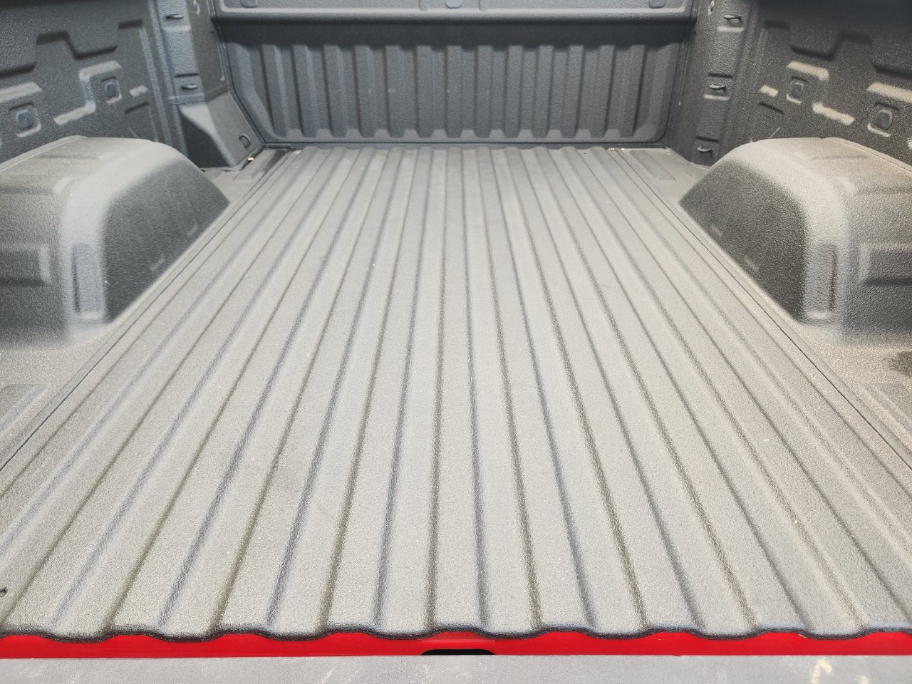 Used 2026 GMC Sierra 1500 Elevation RWD image 30