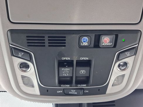 Used 2019 Honda Pilot Elite image 30