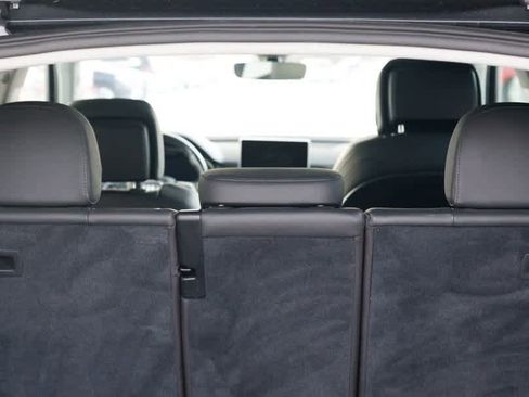 Used 2020 Audi Q5 2.0T Premium Plus w/ Premium Plus Package image 25