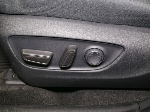 Used 2022 Toyota RAV4 XLE w/ XLE Grade Weather Package AWD/4WD image 44