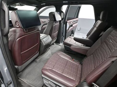Used 2024 Cadillac Escalade V w/ LPO, ONYX Package AWD/4WD image 46