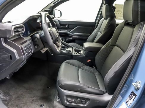 New 2025 Toyota 4Runner TRD Off-Road Premium image 8