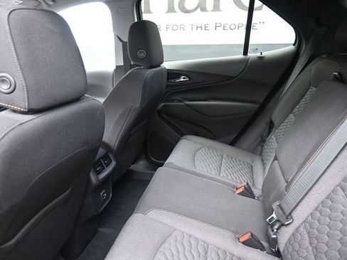 Used 2021 Chevrolet Equinox LT image 22